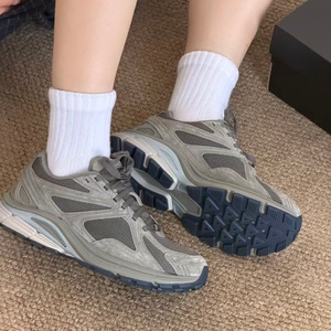 Chaussures de course rétro unisexes, empeigne en mesh, amorti confortable, baskets décontractées Sauconys, pour les trajets quotidiens, la marche, le streetwear, les entraînements athlétiques - Product Image 4