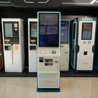Dernier modèle de distributeur de jetons/cartes de haute qualité pour borne libre-service, machine d'échange automatique de jetons, personnalisable pour salles d'arcade/aires de jeux intérieures