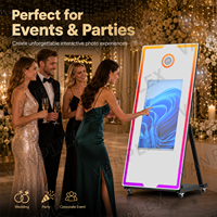 Machine Photobooth Miroir Magique 65 Pouces pour Événements, Cabine Photo Selfie avec Écran Tactile LCD 32/43 Pouces, Emballage Flight Case et Roues