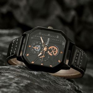 Montre numérique pour femme à grand cadran, bracelet en alliage et simili cuir, mode décontractée, loisirs, sport, étanche 3 ATM, avec fonction push - Product Image 3