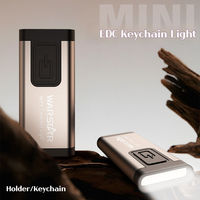 Senter Gantungan Kunci WT1 Ultra-Tipis 200 Lumen, Senter Mini COB Isi Ulang USB-C dengan Alarm 100dB untuk Dibawa di Saku