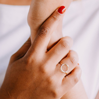 Bague EMANCO en acier inoxydable couleur argent, motif cercle géométrique classique, pour femme, idéale pour le quotidien, les rendez-vous, bijou délicat pour mariage