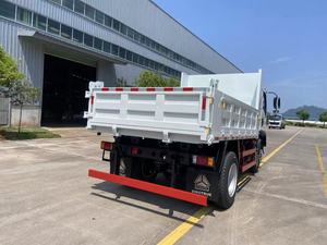 <span class=keywords><strong>Camion</strong></span> <span class=keywords><strong>benne</strong></span> léger SINOTRUK 4x2 modèle 2026 avec <span class=keywords><strong>benne</strong></span> <span class=keywords><strong>de</strong></span> 4,5 m³ à vendre - Product Image 3