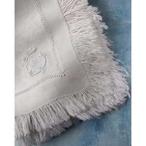 Set di 12 Tovaglioli Moderni a Righe con Frange Mirellas di Alta Qualità, Tovaglioli in Tessuto Usa e Getta con Iniziali per Feste e Cene - Product Image 4