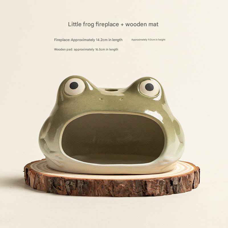 Little frog fireplace + wooden mat