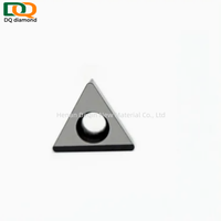 Plaquettes PCD pour l'usinage de pièces automobiles, coupe diamantée pour composants de moteur en alliage d'aluminium, OEM disponible, tour CNC