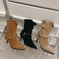 Bottines à bout pointu pour femmes, talon aiguille, en daim, style slouchy, avec sangle enveloppante, coupe en V, bottes western tendance, 3 couleurs