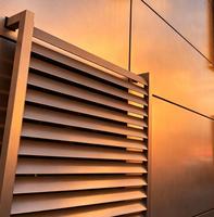 Lames en aluminium durables et légères, design moderne, écologiques, garantie 5 ans, verticales