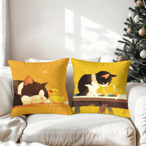 可爱的黑白猫和黄色小鸭子放在舒适的枕头边上，为节日家居装饰增添色彩。 - Product Image 3