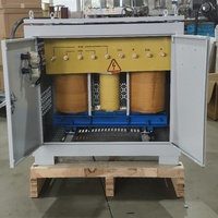 Transformateur d'isolement Scott T Connection en cuivre à double enroulement 4 kW pour conversion de puissance triphasée en biphasée