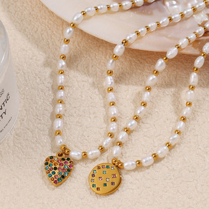 Collar de Perlas de Agua Dulce con Colgante de Concha en Forma de Corazón Chapado en Oro de 18K, Joyería para Mujer, Uso Diario - Product Image 3