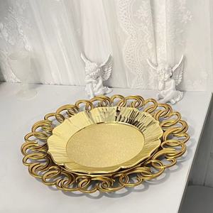 Grand plat à fruits profond en plastique doré brillant, transparent, pour la décoration de mariages, hôtels et fêtes, avec finition par pulvérisation, pour le commerce extérieur - Product Image 4