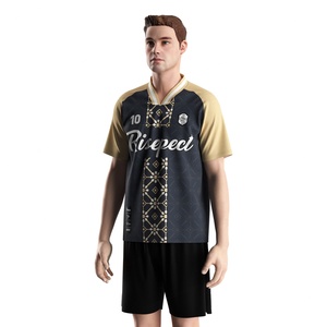 Maillot de football léger avec col polo en V et tissu anti-transpiration, idéal pour les séances d'échauffement et les matchs décontractés - Product Image 4