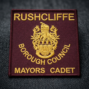 BADGE BRODÉ À LA MACHINE - Product Image 2