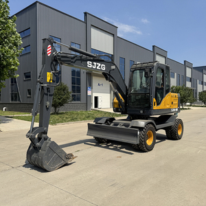 Excavatrice sur roues de haute qualité, 8 tonnes, pour usage agricole, avec godet de 0,28 m³ à vendre - Product Image 1