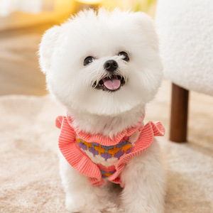 Suéter de punto a rayas con flores en 3D para perros y gatos, chaleco cálido, ropa bonita para mascotas, Material de poliéster para otoño e invierno, cuatro estaciones - Product Image 3