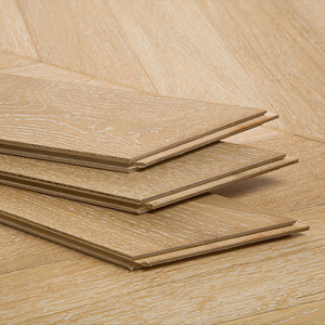 Parquet en bois d'ingénierie AVANTIMORA Quiet 3D Surface CE Brillant Grade AB 14mm Chêne Français multicouche T&G Chevron pour salon - Product Image 1