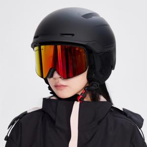 Casco de Snowboard ultraligero certificado CE OEM/ODM Servicio Casco de nieve EPS Deportes de interior y exterior Casco de esquí protector cálido - Product Image 1