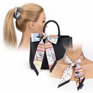 Pañuelo Delgado con Estampado <span class=keywords><strong>de</strong></span> Corazón y <span class=keywords><strong>Palmera</strong></span> para Mujer, para Atar el Cabello en <span class=keywords><strong>Cola</strong></span> <span class=keywords><strong>de</strong></span> <span class=keywords><strong>Caballo</strong></span> y como Accesorio para el Cuello - Product Image 1