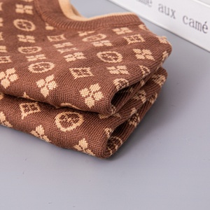 Nuevo Suéter de Lujo para Mascotas, Ropa de Moda para Perros de Otoño e Invierno, Ropa para Perros Schnauzer de Tamaño Pequeño y Mediano - Product Image 6