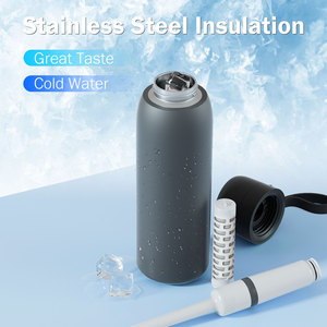 Bouteille d'eau filtrée en acier inoxydable noir La bouteille d'eau filtrée de 25oz utilise du charbon actif en coquille de noix de coco - Product Image 2