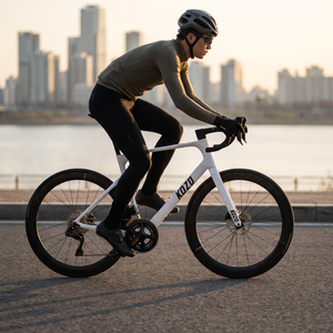 Vélo <span class=keywords><strong>de</strong></span> route en <span class=keywords><strong>carbone</strong></span> 8250g 50mm avec roues en <span class=keywords><strong>carbone</strong></span>, 24 vitesses, freins à disque hydrauliques, système électronique Wheeltop EDS TX T800 EPS, 40 - Product Image 1