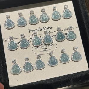 สร้อยคอเงินแท้ S925 ประดับหยกธรรมชาติทรงใบโคลเวอร์ ดีไซน์ไข่เล็ก หรูหรา สีเขียวสดใส สไตล์จีนใหม่ จี้เงินแท้ - Product Image 3