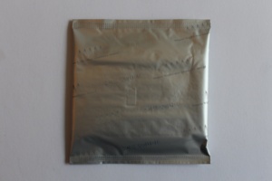 Procesamiento personalizado de <span class=keywords><strong>toallas</strong></span> <span class=keywords><strong>sanitarias</strong></span>, compresas, compresas menstruales suaves de algodón de 155 mm para uso diario OEM, productos para mujeres - Product Image 4