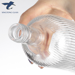 Carafe à vin créative transparente en forme de tête de démon plate, 700 ml, bouteille en verre blanc cristallin avec bouchon en liège pour brandy, <span class=keywords><strong>vodka</strong></span>, tequila - Product Image 1