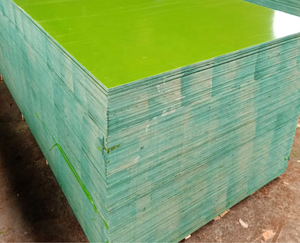 Palettes <span class=keywords><strong>en</strong></span> contreplaqué plastifié vert 4x8 et contreplaqué enduit <span class=keywords><strong>de</strong></span> polyester, <span class=keywords><strong>coffrage</strong></span> <span class=keywords><strong>en</strong></span> <span class=keywords><strong>bois</strong></span>-plastique pour béton, plaque <span class=keywords><strong>en</strong></span> PP - Product Image 1