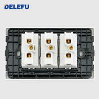 DELEFU Prise USB en plastique blanc modèle brésilien 118 10A/20A avec Type-C 20W FastA