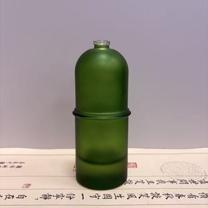 Bán Buôn 200Ml Dày Dưới Hình Trụ Thủy Tinh Nước Hoa Chai Sương Bơm Phun Tay Twist Thiết Kế Di Động Niêm Phong Loại <span class=keywords><strong>5Ml</strong></span> - Product Image 5