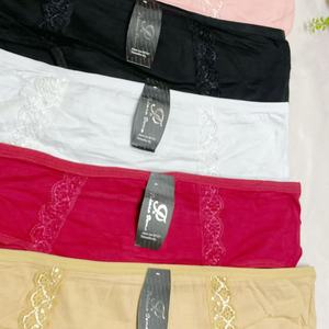 Mutandine in cotone Extra Grade da donna con dettagli in pizzo in vari colori - Product Image 1