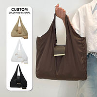 Bolsa de Compras Plegable y Portátil de Gran Capacidad, con Correa para el Hombro y Llavero, Fabricada con Nylon Reciclado, Novedad 2026