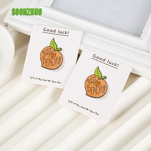 Pins de Solapa Personalizados de Esmalte Suave con Acabado Iridiscente y Recortes de <span class=keywords><strong>Estrellas</strong></span> para Regalos de Festivales, Lote al por Mayor - Product Image 2