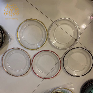 Assiette à pâtisserie et à fruits de style européen Assiette de présentation en plastique transparent Plateau à dessert décoratif en forme de perle classique <span class=keywords><strong>Vaisselle</strong></span> de mariage - Product Image 1