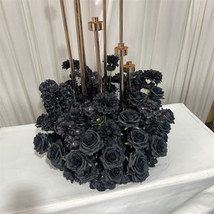 Anillos de Flores Artificiales de Seda de Alta Gama GreenLife, Color Negro, para Decoración de Candelabros y Arreglos Florales de Mesa para Bodas - Product Image 2