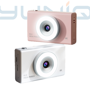 กล้องเซลฟี่ดิจิตอลพกพา Yuniq A3 สำหรับเด็ก รุ่นใหม่ล่าสุด หน้าจอ 2.4 นิ้ว แบตเตอรี่ 700 มิลลิแอมป์ พร้อมไฟเติมแสง คุณภาพสูงสำหรับนักเรียน - Product Image 1