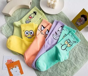 Cotton Crew của phụ nữ thời trang phim hoạt hình vớ phổ biến các cặp vợ chồng thoáng khí đan hip-hop Skateboard thả mềm hài hước - Product Image 1