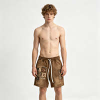 Shorts Streetwear Homme Heavyweight Dirty Spray Marron, Design Patchwork, Ourlet Effiloché, Effet Délavé à l'Acide, Coupe Ample, Pantalon d'Été