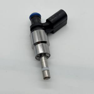 06F906036A 06H906036F 2,0 T Inyector de combustible del motor 0261500020 0261500039 Usado para automóviles de Alemania - Product Image 5