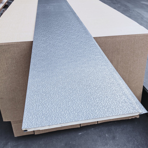 Panneau sandwich décoratif en polyuréthane PU pour revêtement mural de Tiny House et Food Truck mobile, intérieur/extérieur, avec métal sculpté – Durable et élégant - Product Image 3