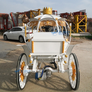 Carruaje de Calabaza de Alta Calidad con Diseño de Princesa, Caballo y Temática de Boda, Estilo Cenicienta y Personalizado - Product Image 5