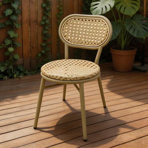 Chaise de salle à manger empilable de style bistrot français moderne, chaise rétro avec dossier en rotin PE tressé et structure métallique pour restaurant, café, extérieur - Product Image 5