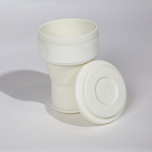 Botella de agua plegable de silicona, a prueba de fugas, con tapa de rosca, taza de viaje, apta para lavavajillas, diseño minimalista, uso unisex - Product Image 1