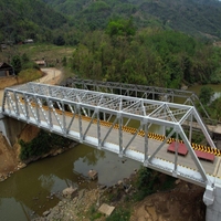 Bâtiment de construction industrielle Pont en acier préfabriqué Structures métalliques en acier préfabriquées à vendre