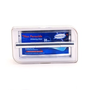 Kit de bandes de blanchiment des <span class=keywords><strong>dents</strong></span> recommandées par <span class=keywords><strong>les</strong></span> dentistes à saveur de menthe 6% HP - Product Image 1