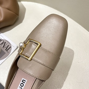 Wholesale Ladies Platform Slip on Summer Square <strong>Heel</strong> Pointed Toe Women Dress Slip-on Sandals Fashion <strong>Mule</strong> Shoes for Women - Product Image 3