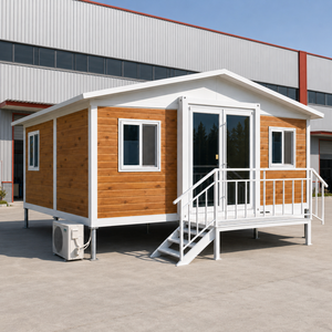 Casa Contenedor Modular Prefabricada Moderna de 20/30/40 Pies, Diseño de Paneles de Madera, Villa con Marco Blanco y Escaleras en el Porche - Product Image 1