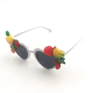 Ashion-gafas de sol de plástico con forma de corazón, lentes de seguridad coloridas con forma de fruta y limón, 2023